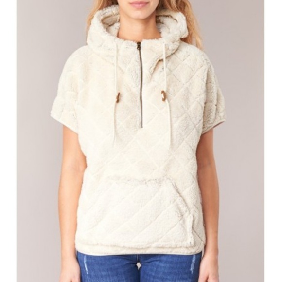 Columbia Jackets & Blazers - Columbia Cream Fire Side Pullover
